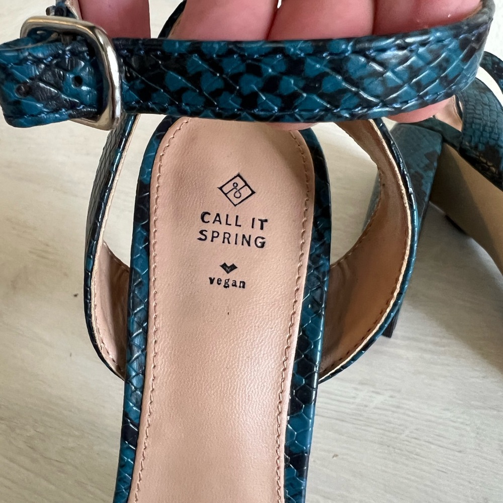 Vegan leather teal snake print high heel sandals - Picture 5 of 7